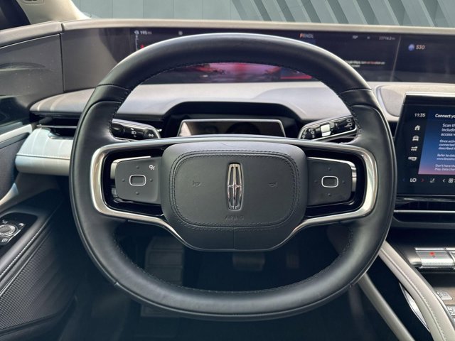 Used 2024 Lincoln Nautilus Premier AWD/4WD image 13