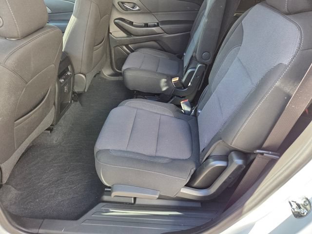 Certified 2023 Chevrolet Traverse LT FWD image 12