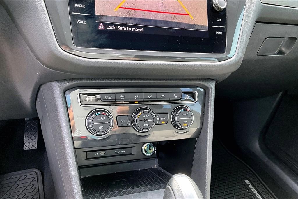 Certified 2021 Volkswagen Tiguan SEL FWD image 16