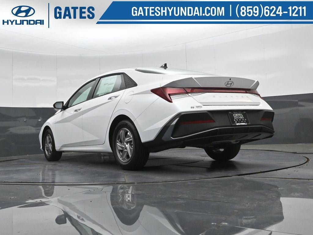 New 2026 Hyundai Elantra SE FWD image 39