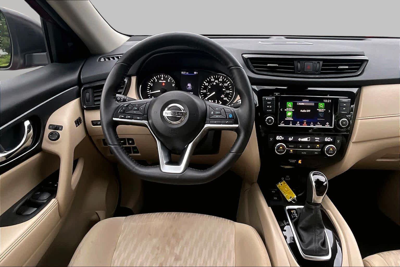 Used 2020 Nissan Rogue SV w/ Sun & Sound Touring Package AWD/4WD image 5