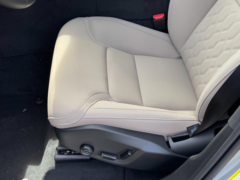 New 2026 Volvo XC60 T8 Plus w/ Protection Package Premier image 16