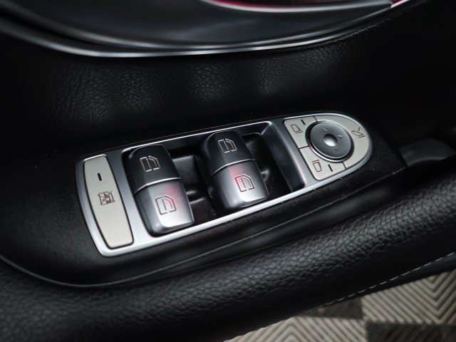 Used 2022 Mercedes-Benz E 350 4MATIC Sedan image 31