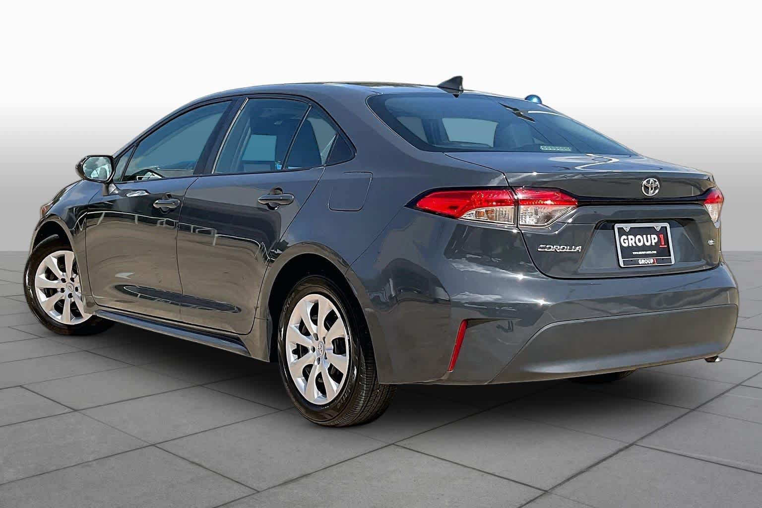 Used 2023 Toyota Corolla LE FWD image 12