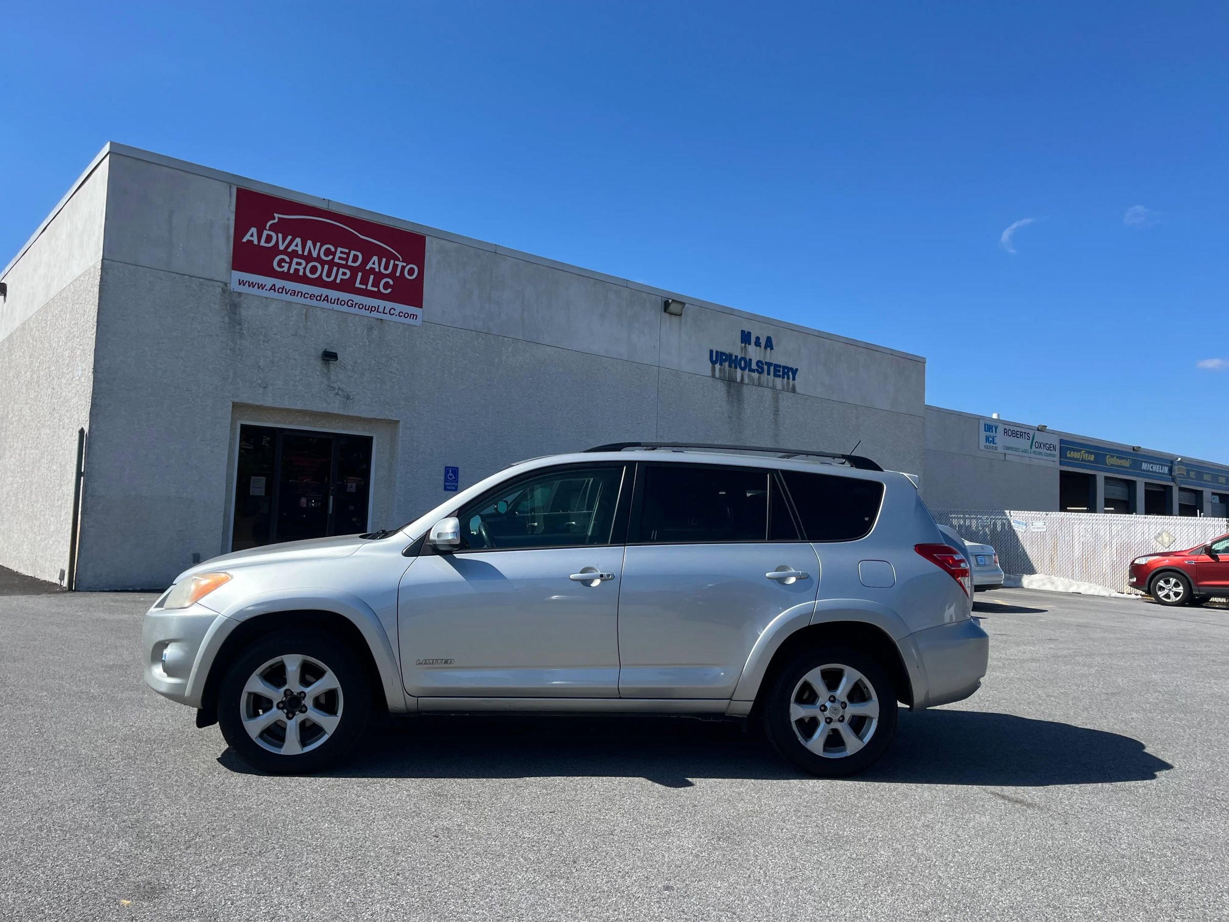 Used 2012 Toyota RAV4 Limited w/ Premium Plus Value Pkg image 2