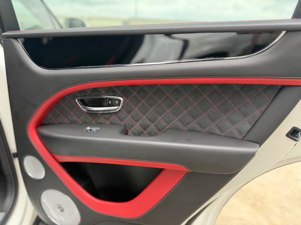 Used 2021 Bentley Bentayga Speed AWD/4WD image 12