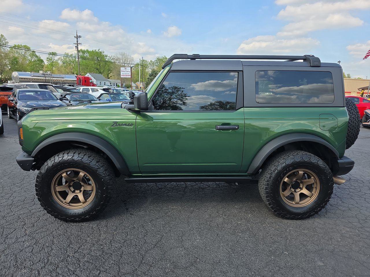 Used 2023 Ford Bronco Black Diamond AWD/4WD image 19