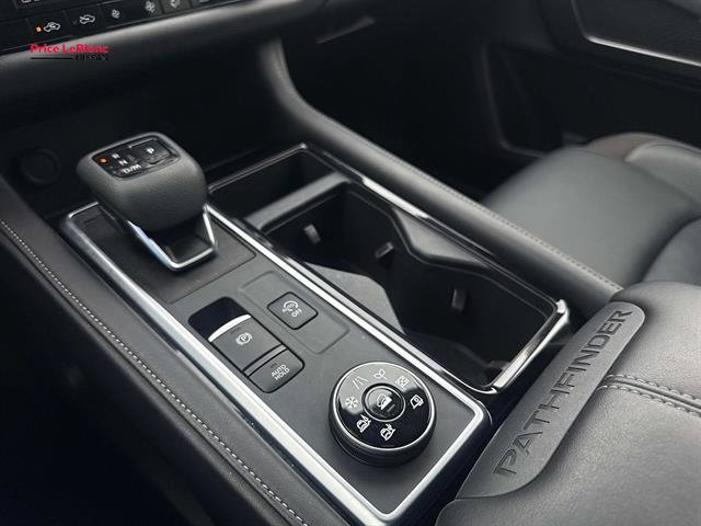 Certified 2025 Nissan Pathfinder SL AWD/4WD image 26
