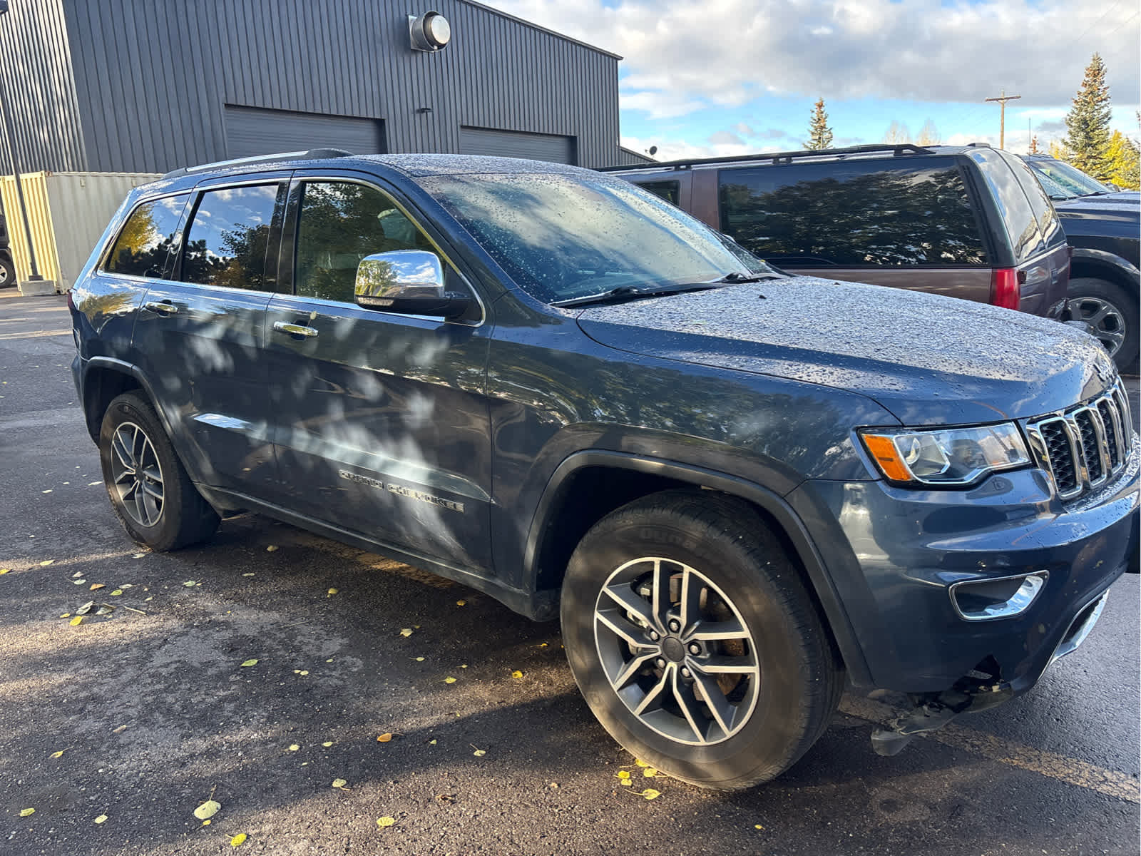 Used 2020 Jeep Grand Cherokee Limited w/ Trailer Tow Group IV image 11