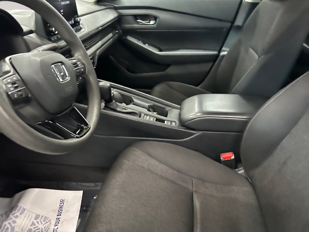 Used 2023 Honda Accord LX image 9