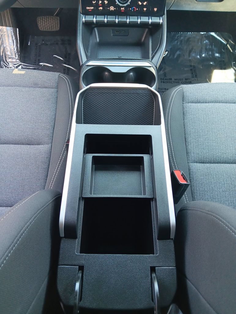 Used 2025 GMC Terrain Elevation AWD/4WD image 25