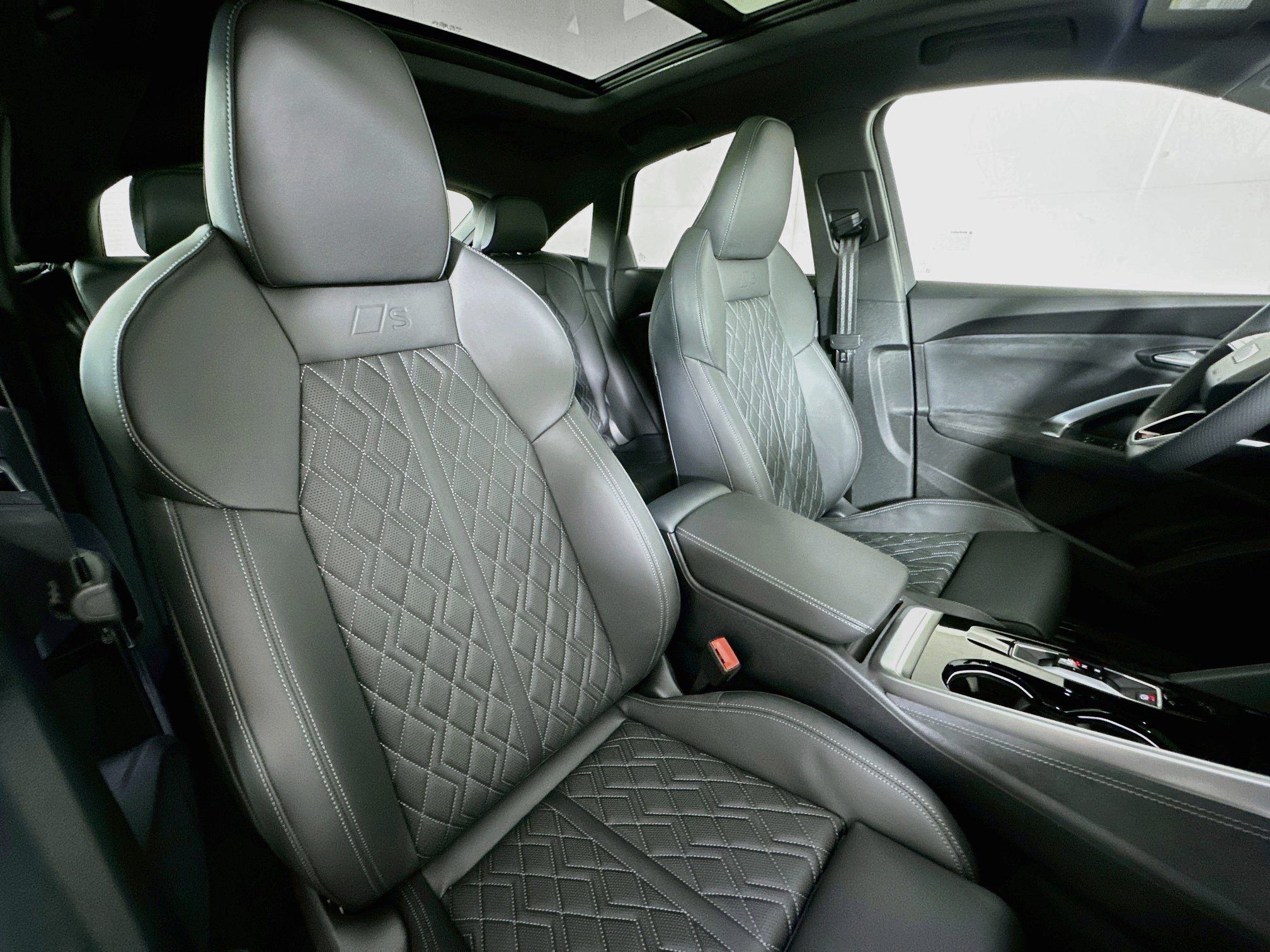 New 2026 Audi SQ5 Premium Plus AWD/4WD image 29