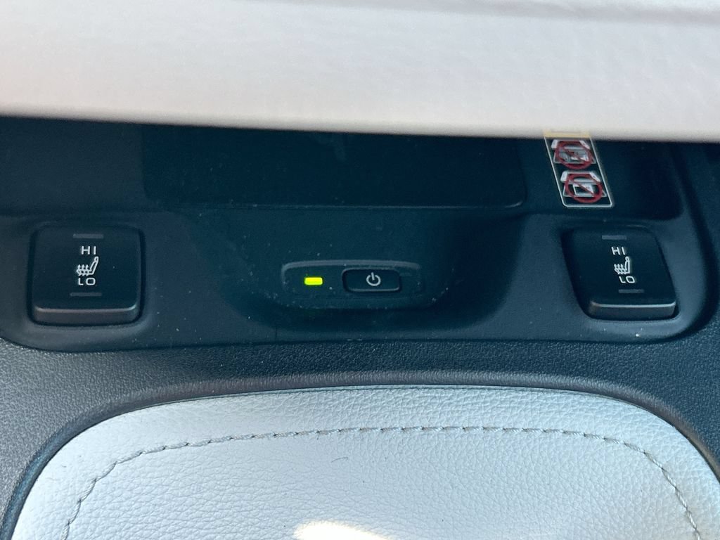 Used 2026 Toyota Corolla XSE FWD image 36