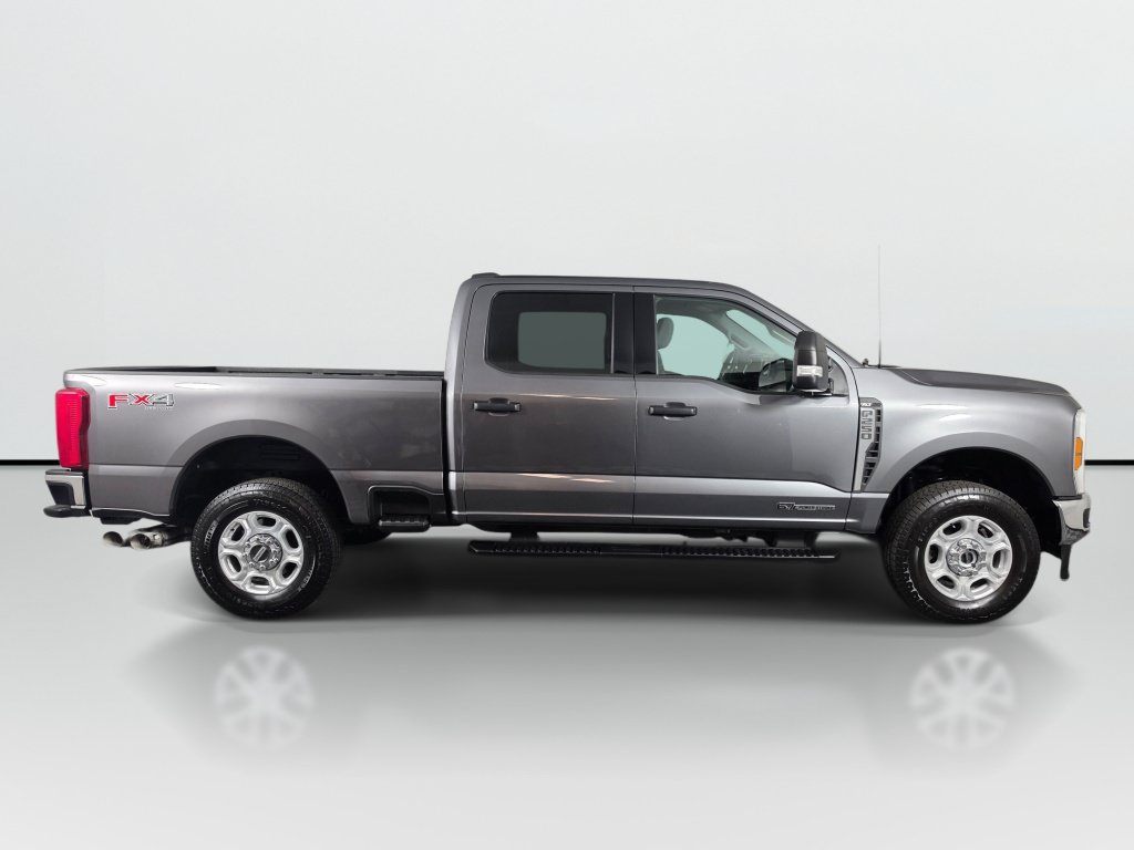 Used 2025 Ford F250 XLT w/ FX4 Off-Road Package AWD/4WD image 7