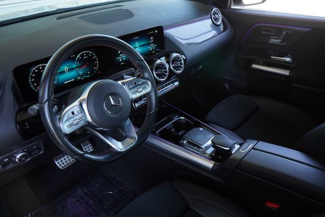 Used 2022 Mercedes-Benz GLA 35 AMG 4MATIC image 28