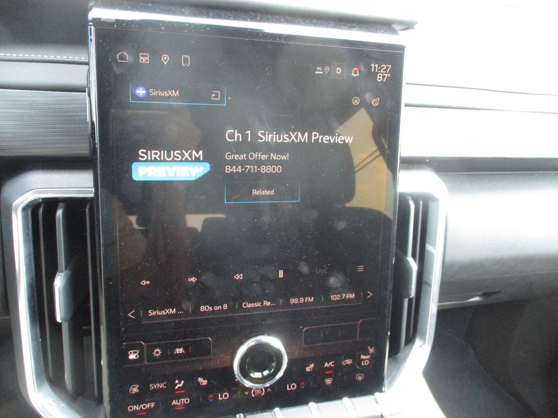 Used 2025 GMC Acadia Elevation FWD image 20