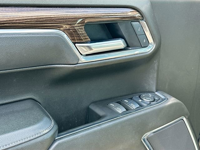 Used 2025 Chevrolet Silverado 1500 LT image 18