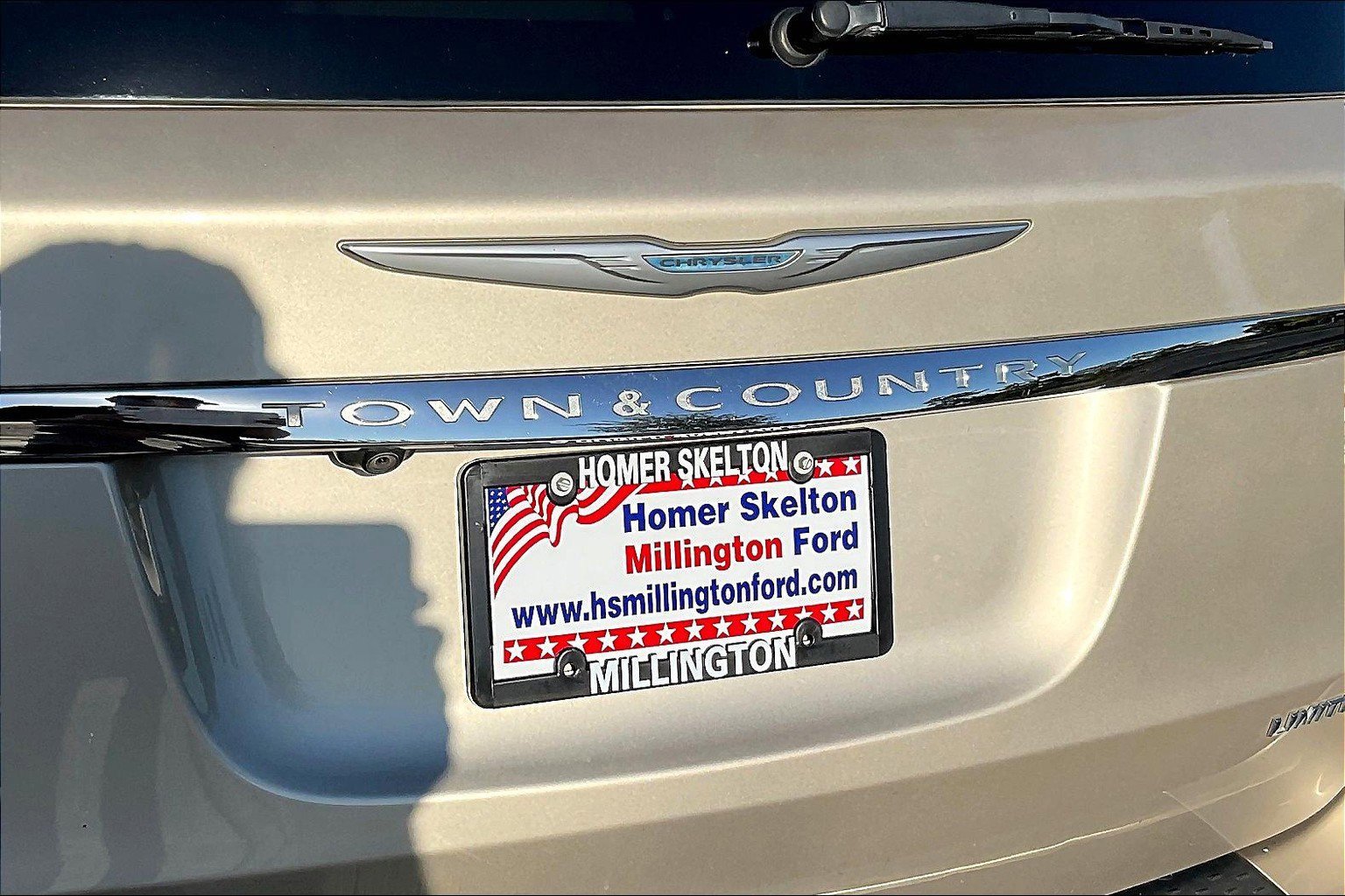 Used 2012 Chrysler Town & Country Touring w/ Entertainment Group #1 image 30