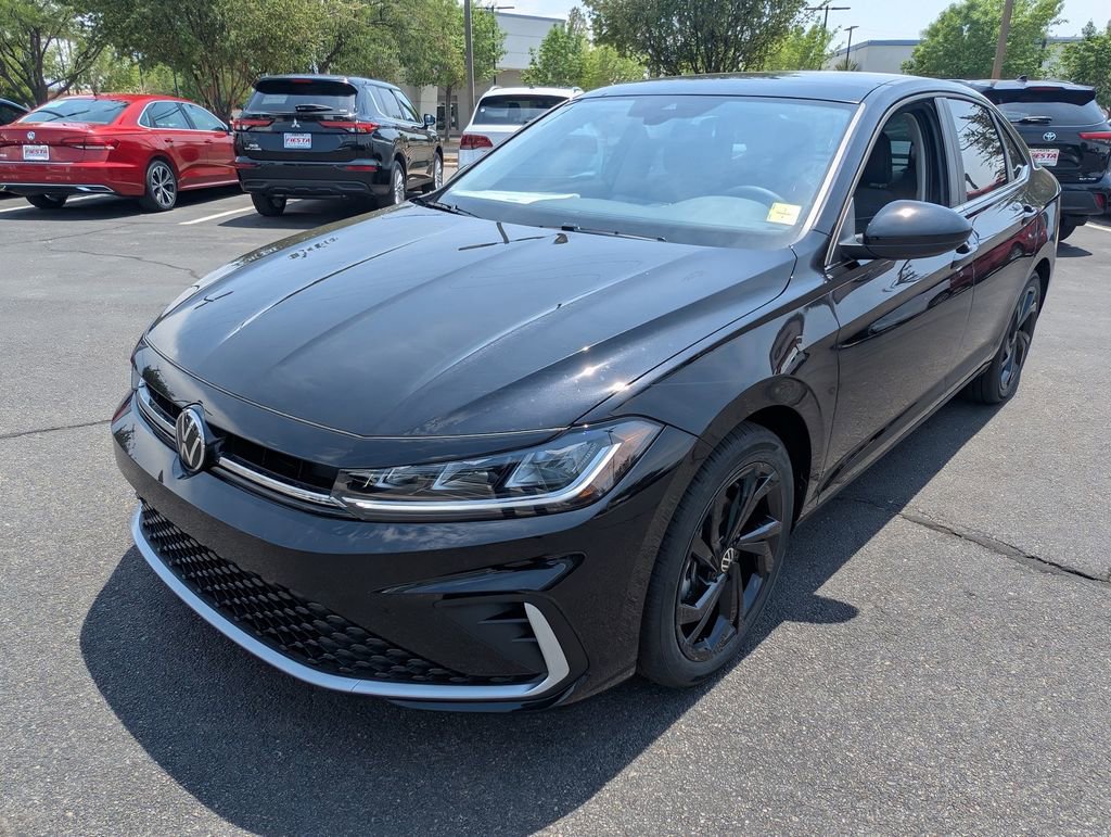 New 2025 Volkswagen Jetta SE image 9