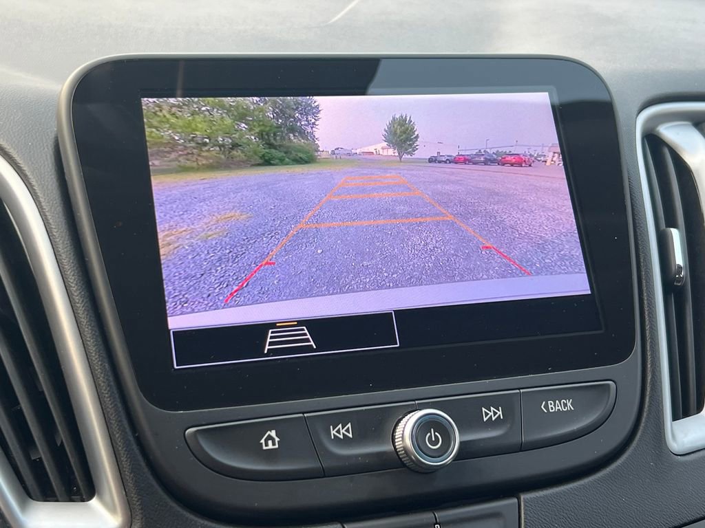 Used 2023 Chevrolet Malibu LS image 19