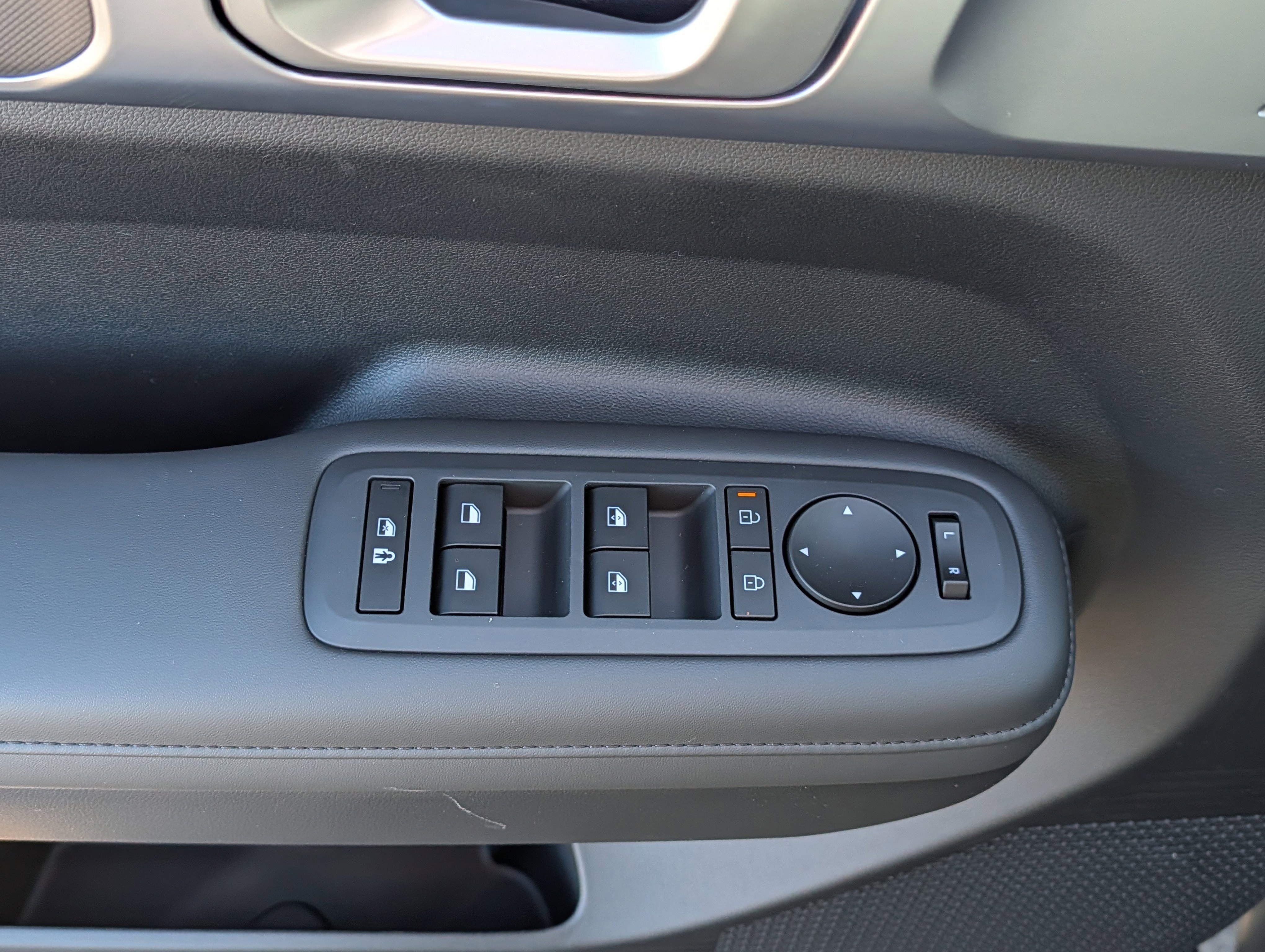 New 2026 Hyundai Santa Fe SEL image 11