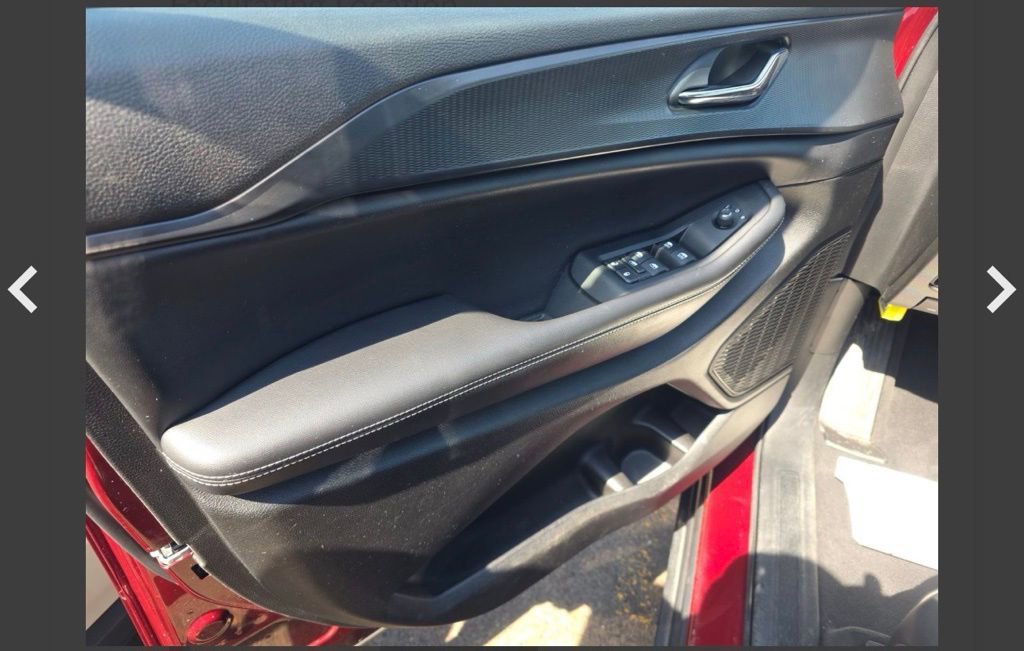 Used 2024 Jeep Grand Cherokee Laredo X AWD/4WD image 11