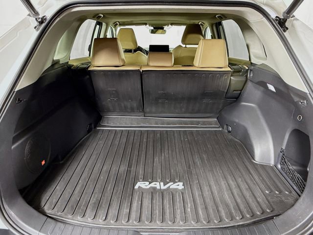 Used 2023 Toyota RAV4 Limited image 28