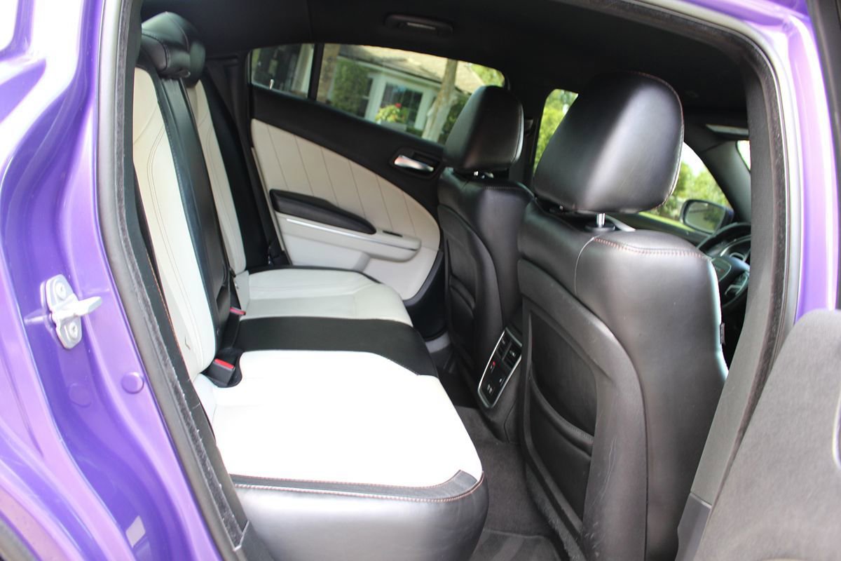 Used 2018 Dodge Charger R/T w/ Plus Group RWD image 14
