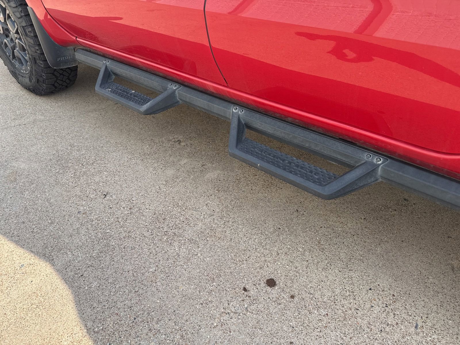 Used 2022 Nissan Frontier SV image 3