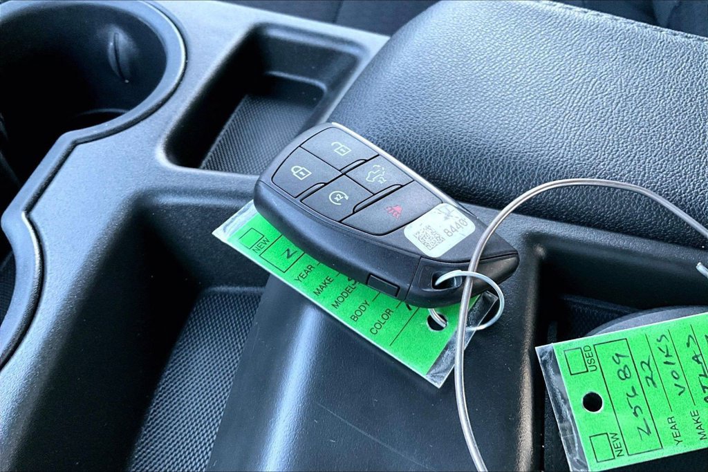 Used 2023 GMC Sierra 1500 Elevation AWD/4WD image 12