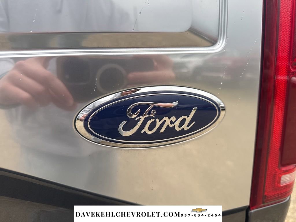 Used 2015 Ford F150 Platinum w/ Equipment Group 701A Luxury AWD/4WD image 51