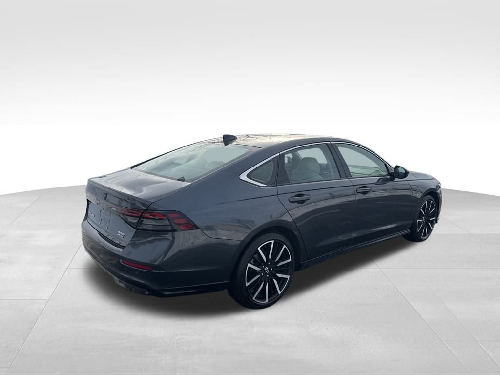 Certified 2023 Honda Accord Touring image 5