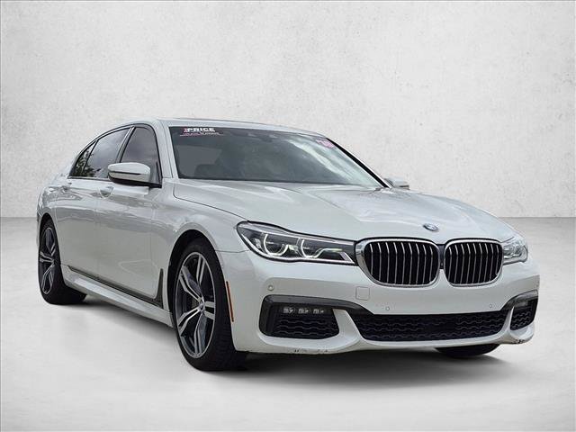 Used 2018 BMW 750i xDrive AWD/4WD image 3