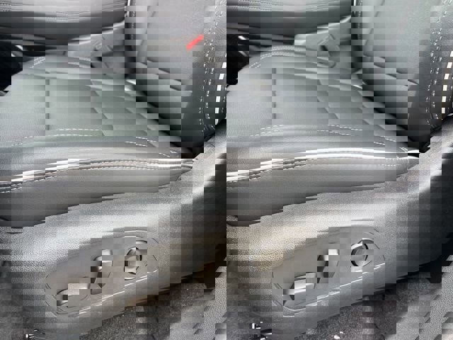 Used 2025 Buick Enclave Preferred image 8