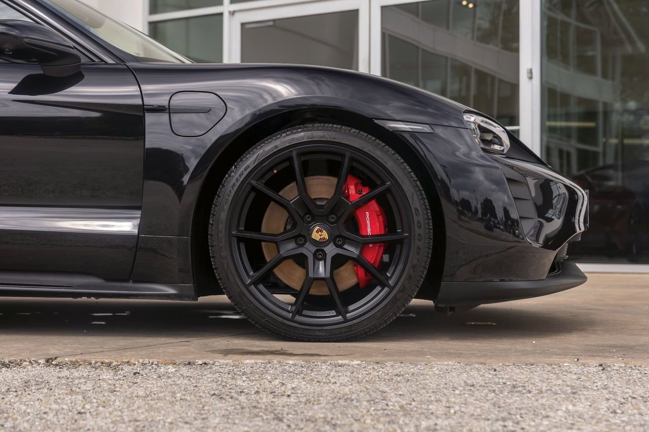 Used 2022 Porsche Taycan GTS AWD/4WD image 5
