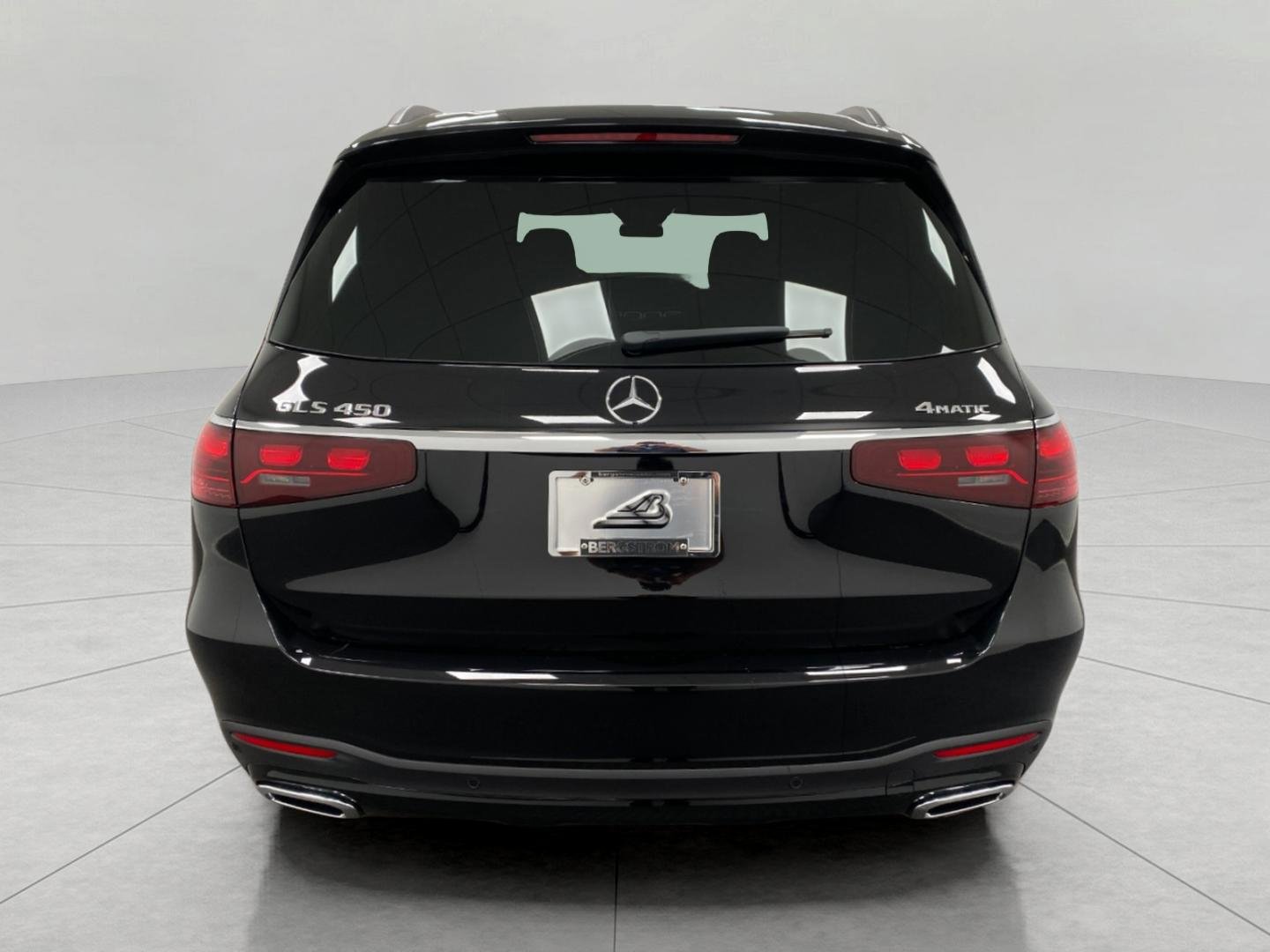 New 2026 Mercedes-Benz GLS 450 4MATIC image 4