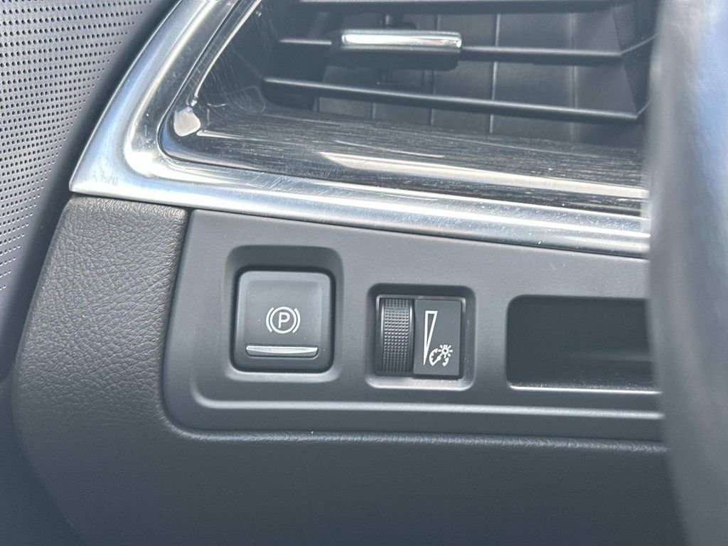 Used 2023 Cadillac XT5 Premium Luxury image 27