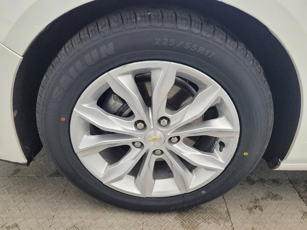 Used 2024 Chevrolet Malibu LT image 31