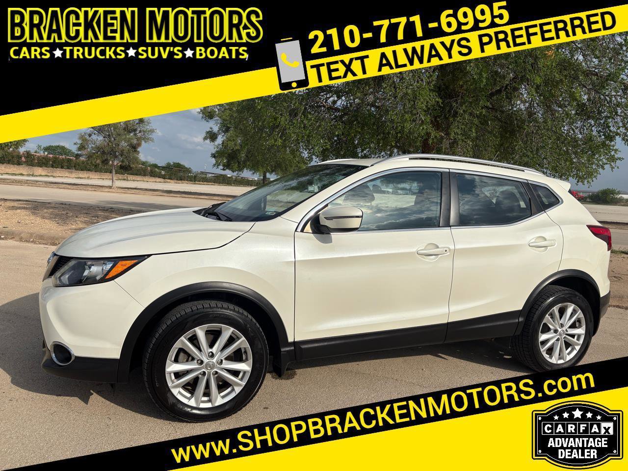 Used 2017 Nissan Rogue Sport SV w/ SV All-Weather Package AWD/4WD image 1