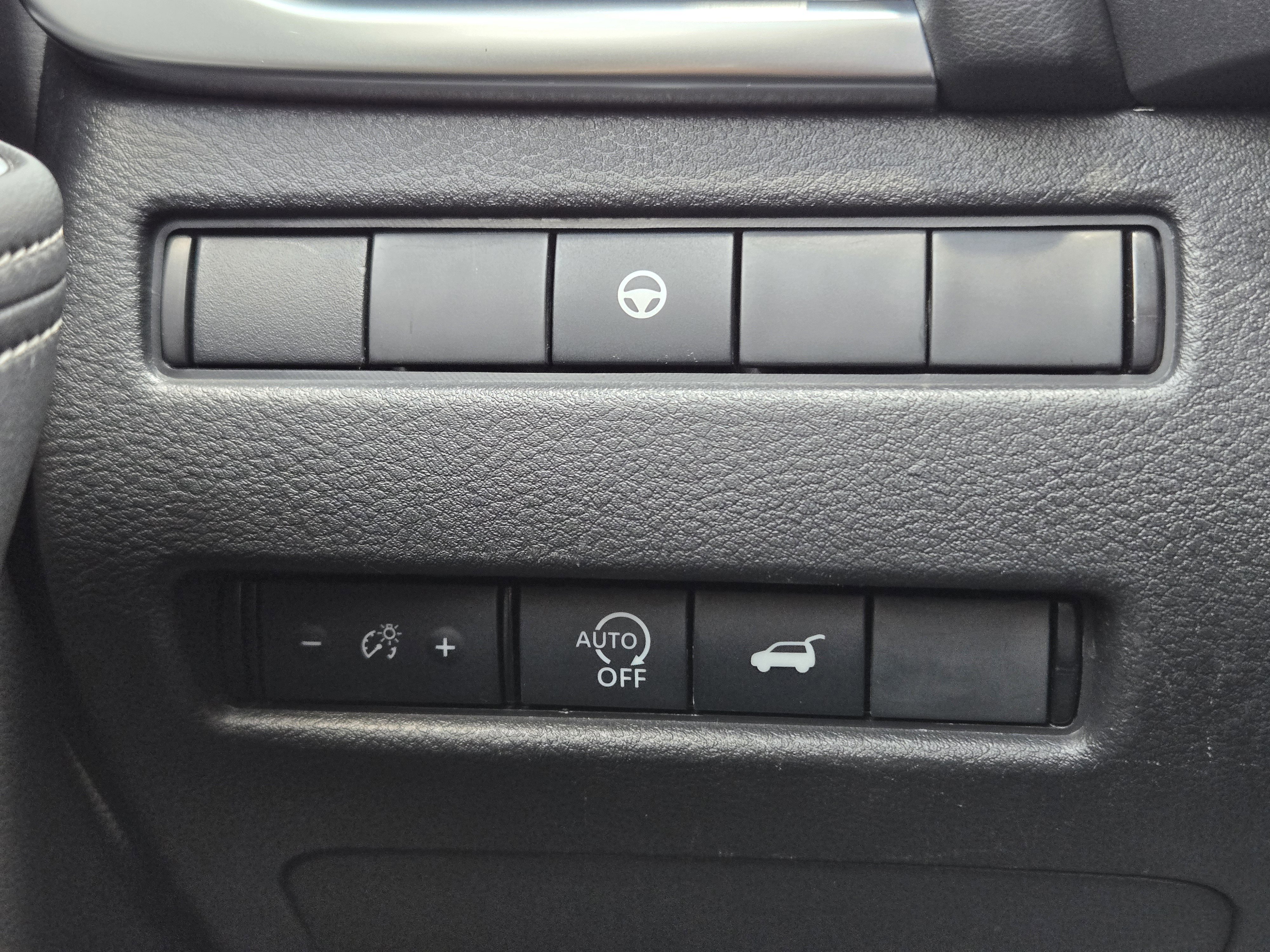 Used 2024 Nissan Rogue SL image 22