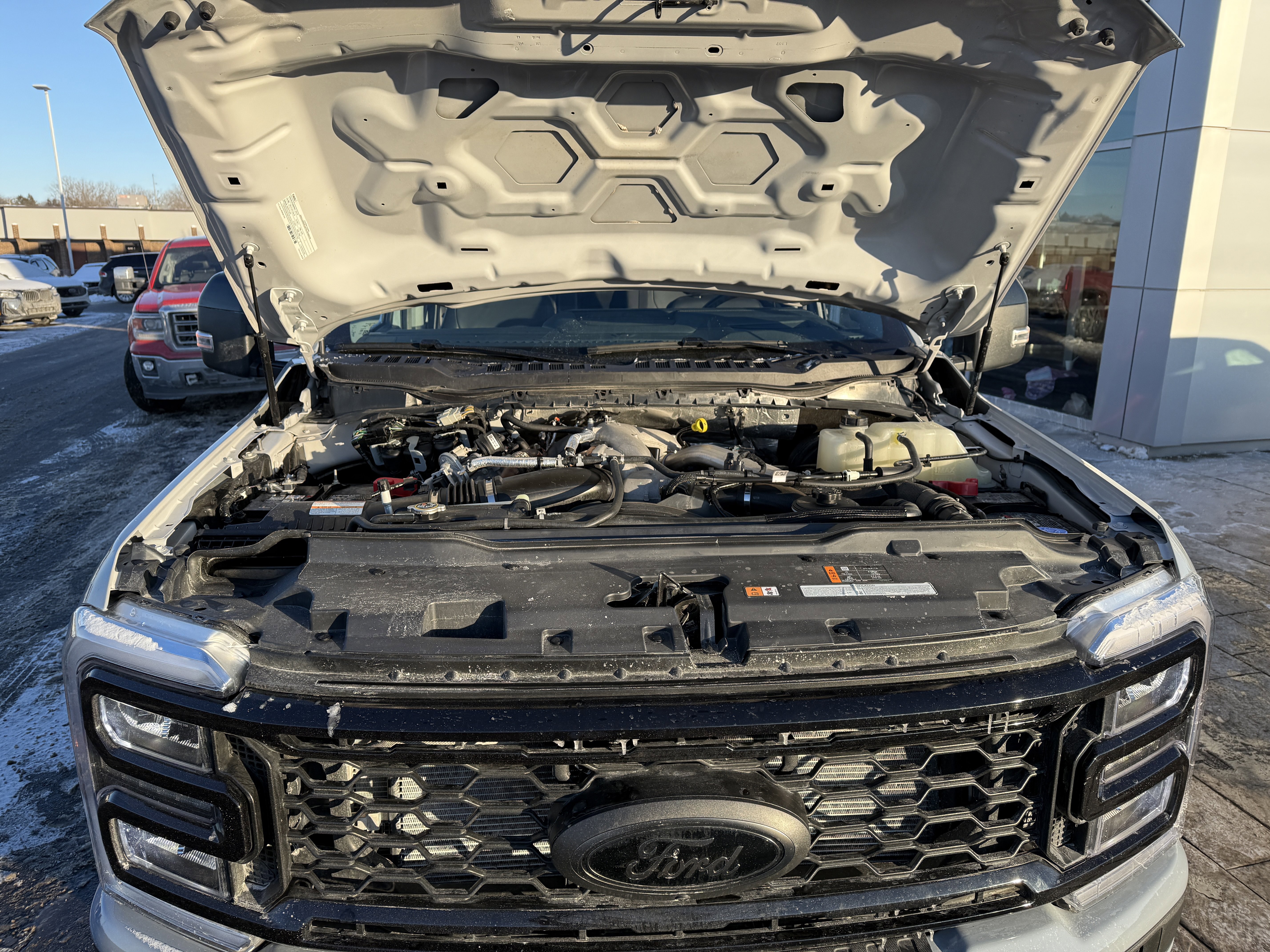 Used 2025 Ford F250 Lariat w/ Lariat Ultimate Package image 32