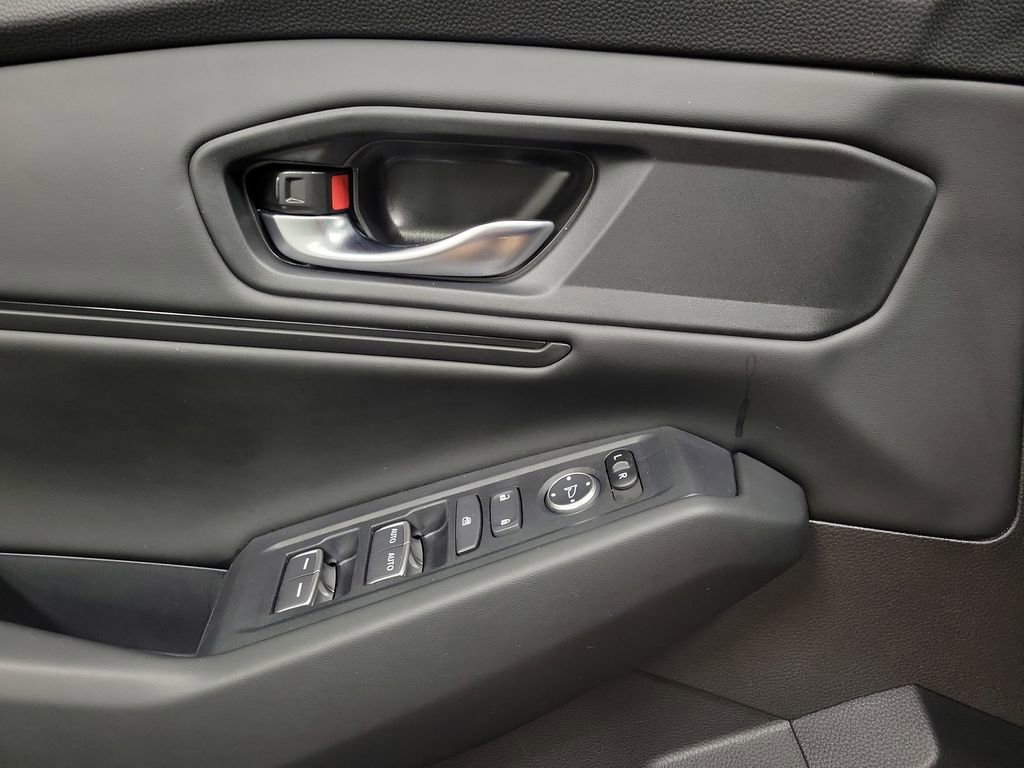 Used 2025 Honda Accord SE image 19