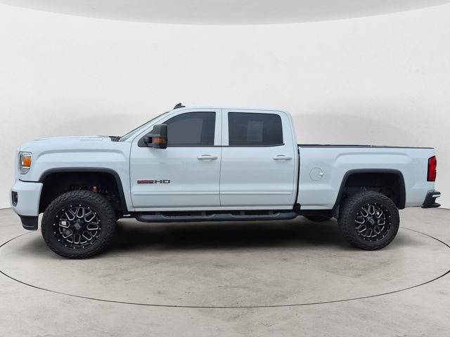 Used 2018 GMC Sierra 2500 SLT w/ Duramax Plus Package AWD/4WD image 2