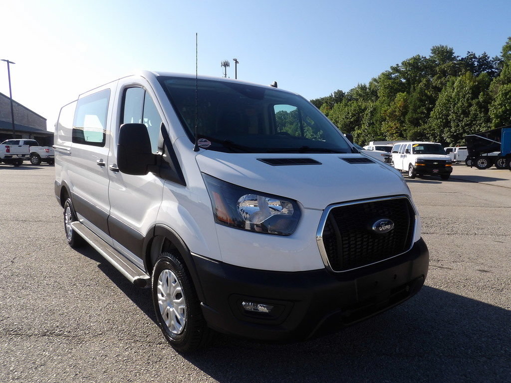 Used 2025 Ford Transit 250 Low Roof w/ Exterior Upgrade Package RWD image 11