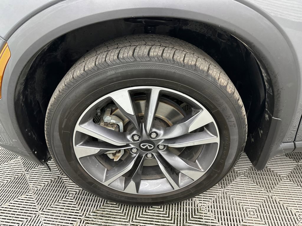 Used 2023 INFINITI QX60 Luxe w/ Cargo Package AWD/4WD image 13