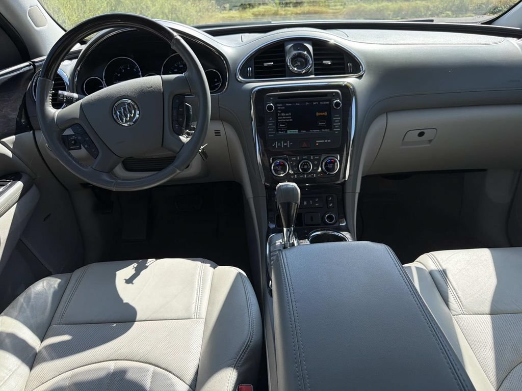 Used 2016 Buick Enclave Leather FWD image 18