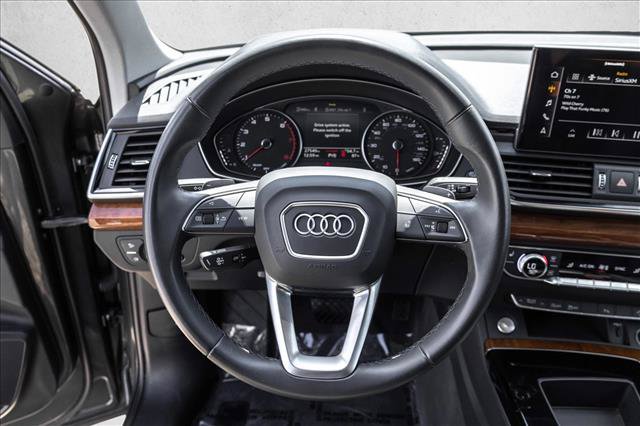 Used 2023 Audi Q5 2.0T Premium w/ Convenience Package AWD/4WD image 13