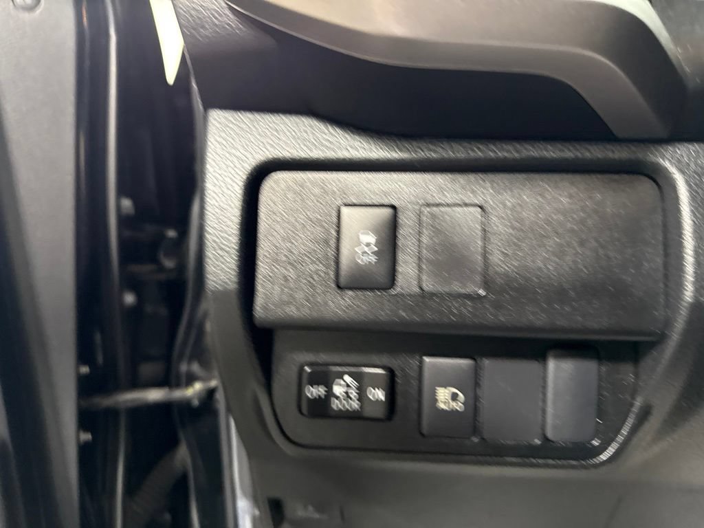 Used 2022 Toyota Tacoma SR5 w/ Technology Package RWD image 22