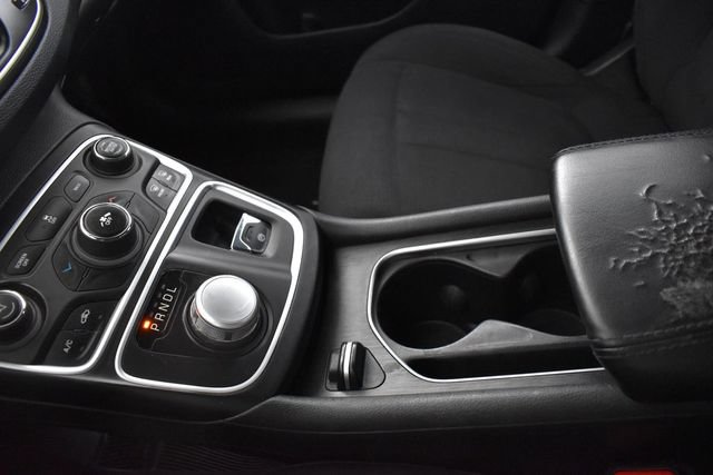 Used 2015 Chrysler 200 Limited FWD image 13