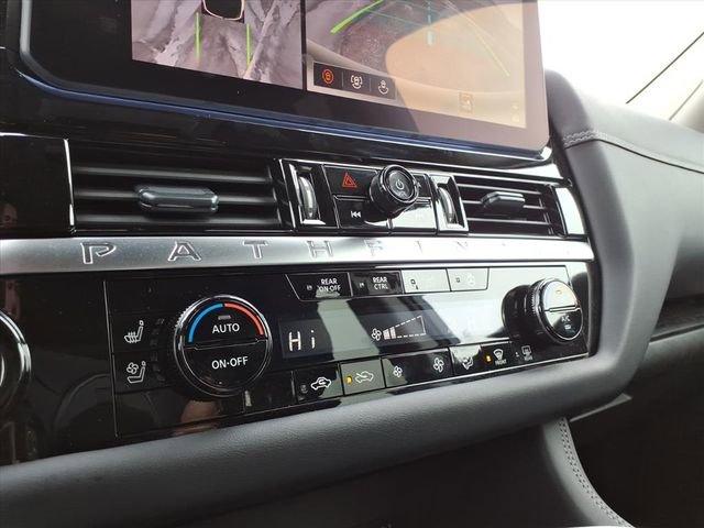 New 2026 Nissan Pathfinder Platinum image 11